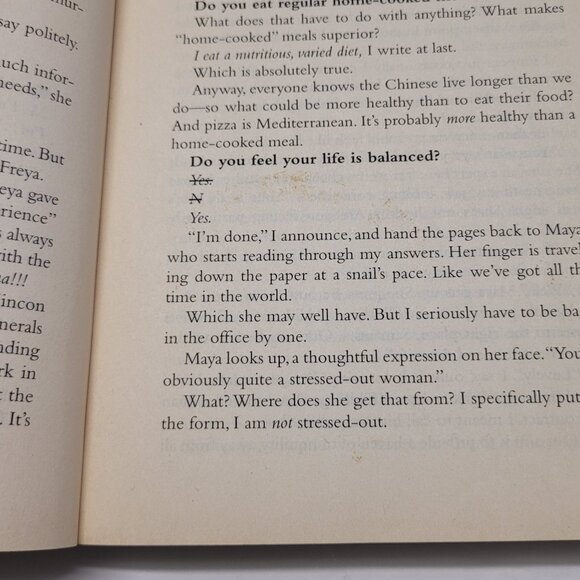 The Undomestic Goddess By Sophie Kinsella Book - Paperback - Picture 7 of 8